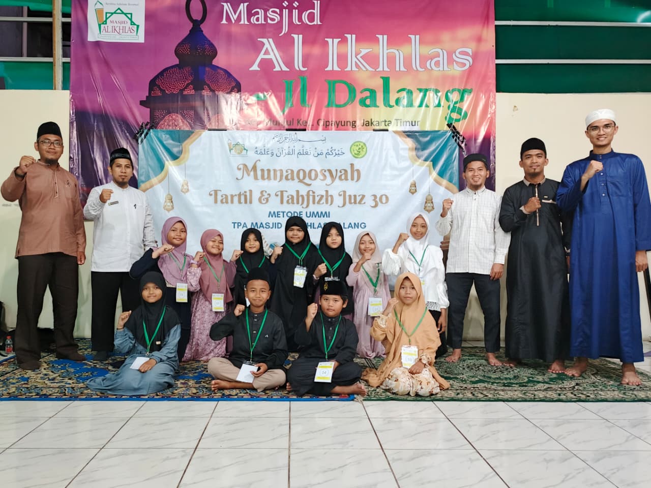 Guru, Profesi yg Sering Dianggap Rendah, Padahal Fondasi Negeri Ini Berdiri di Atas Ilmu Mereka